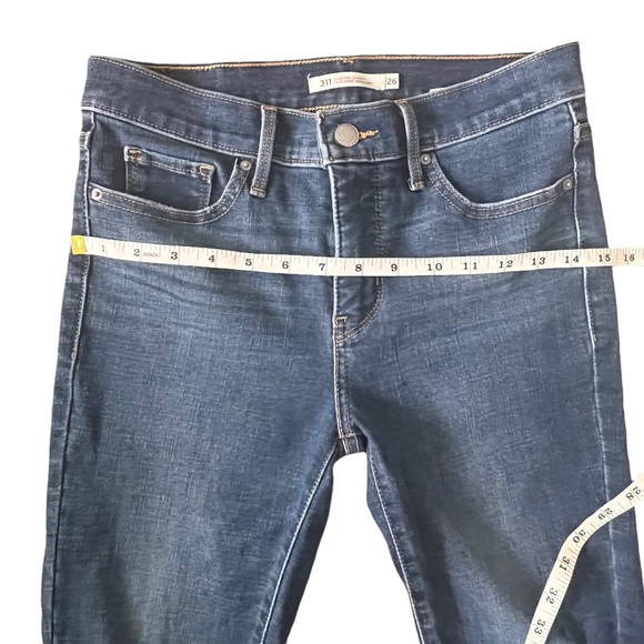 Levi’s 311 Jeans: shaping skinny - Picture 3 of 7